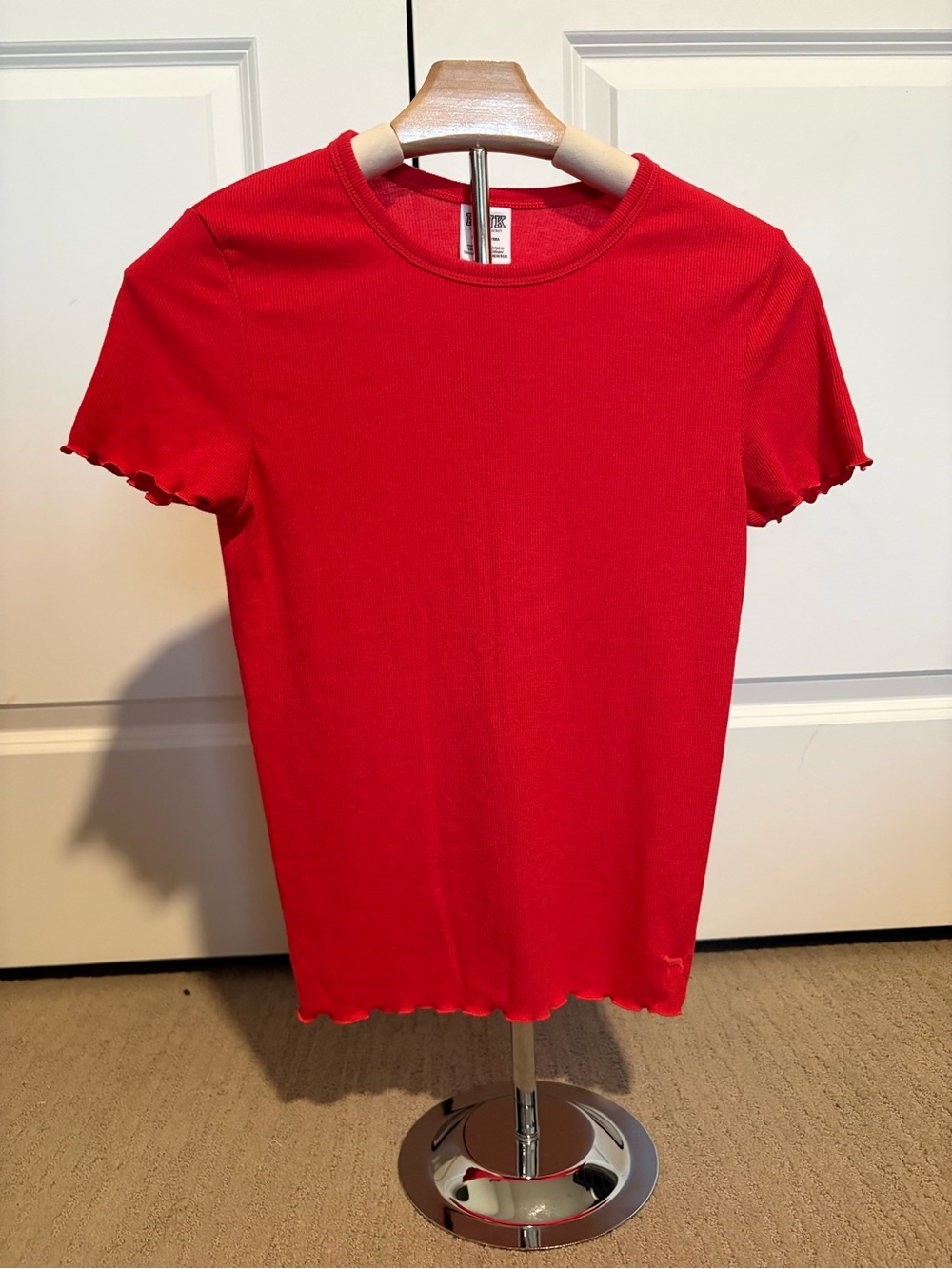 PINK Victoria's Secret Red Short Sleeve Ribbed Tee